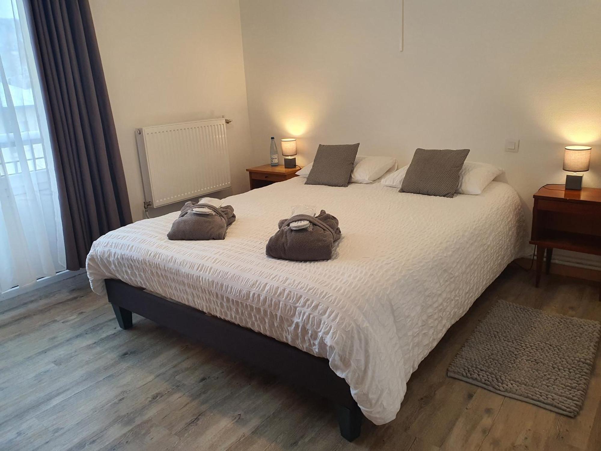 Hotel De La Promenade Bains-les-Bains Zewnętrze zdjęcie